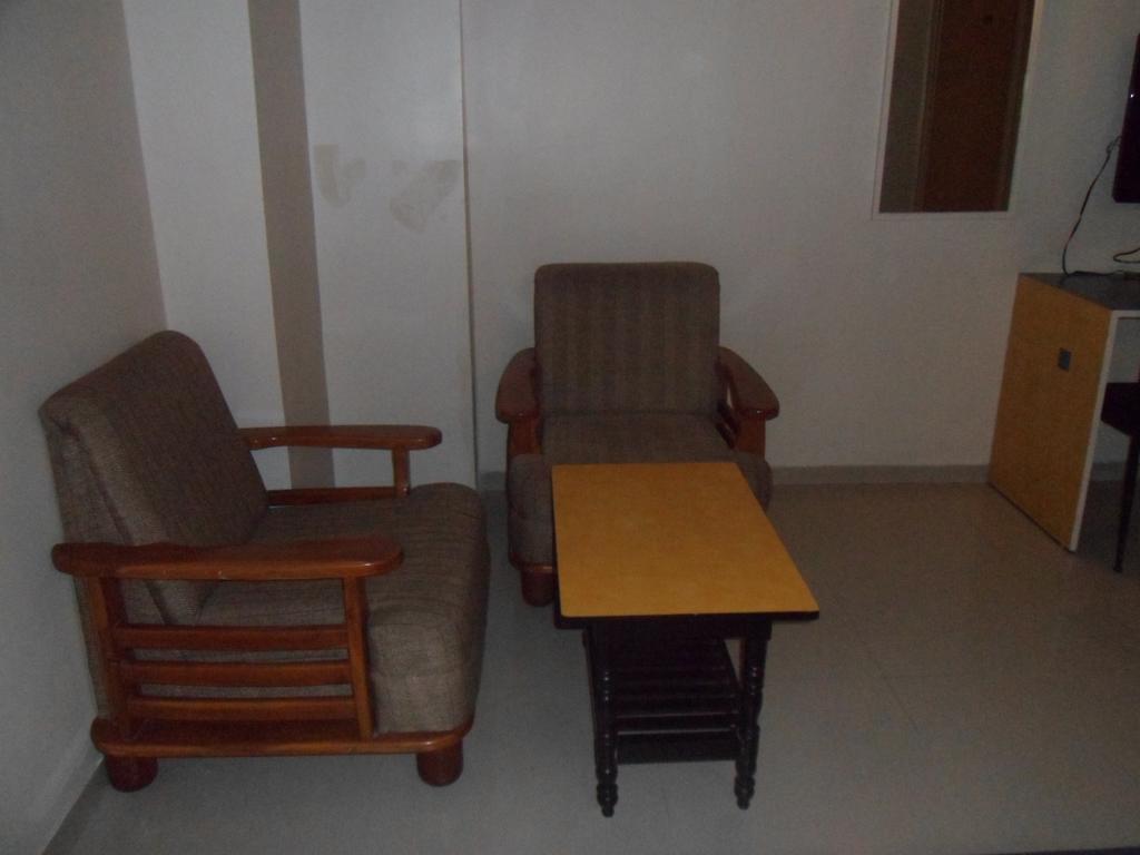 Hotel Dudawat Ahmedabad Værelse billede
