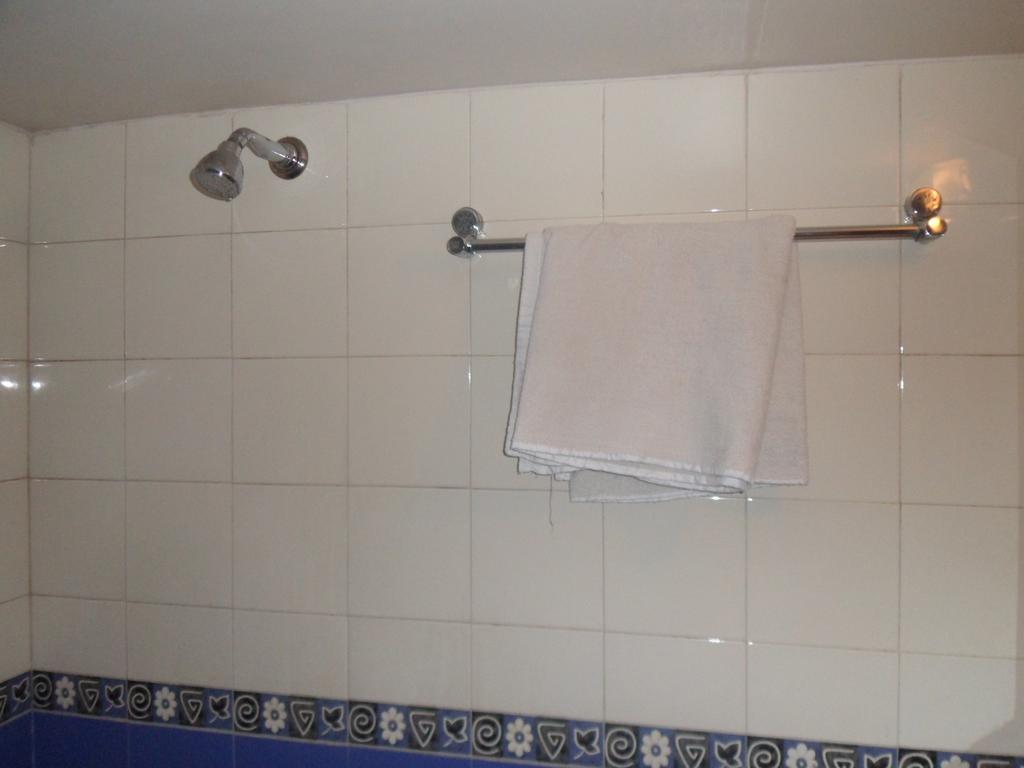 Hotel Dudawat Ahmedabad Værelse billede