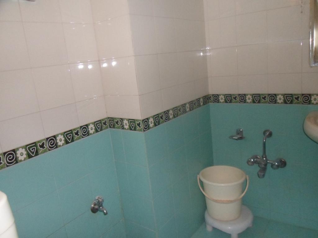 Hotel Dudawat Ahmedabad Værelse billede