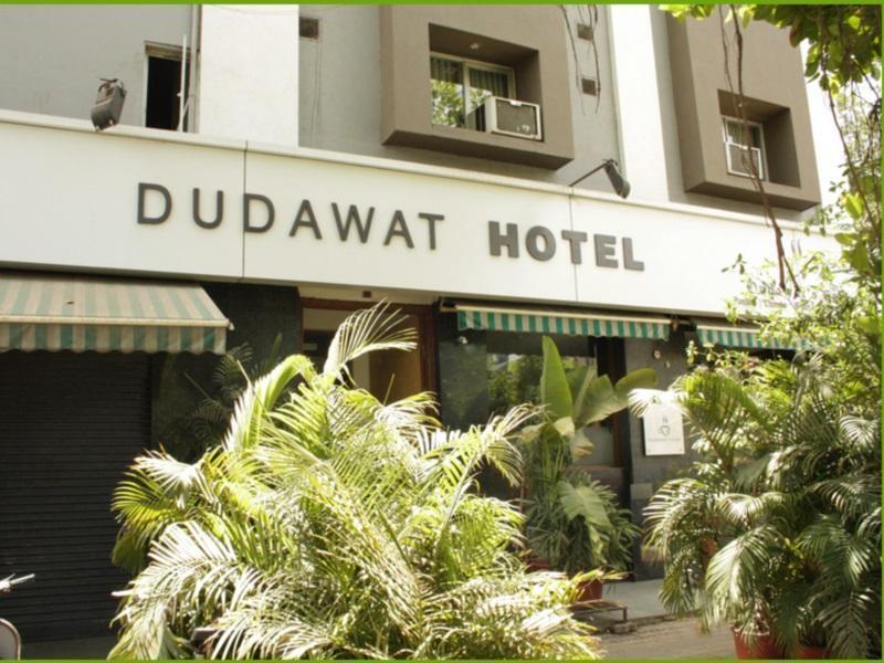 Hotel Dudawat Ahmedabad Eksteriør billede